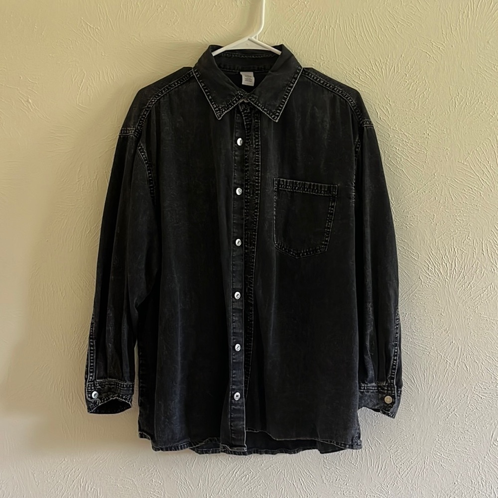 Distressed wash Black Denim Shirt